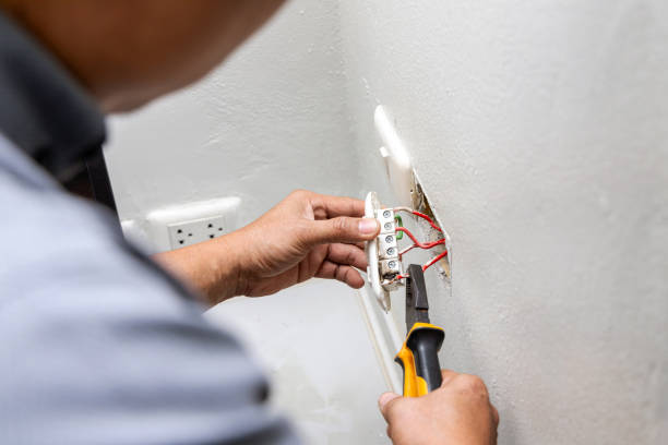 Best Licensed Electrician  in Clarkston, WA